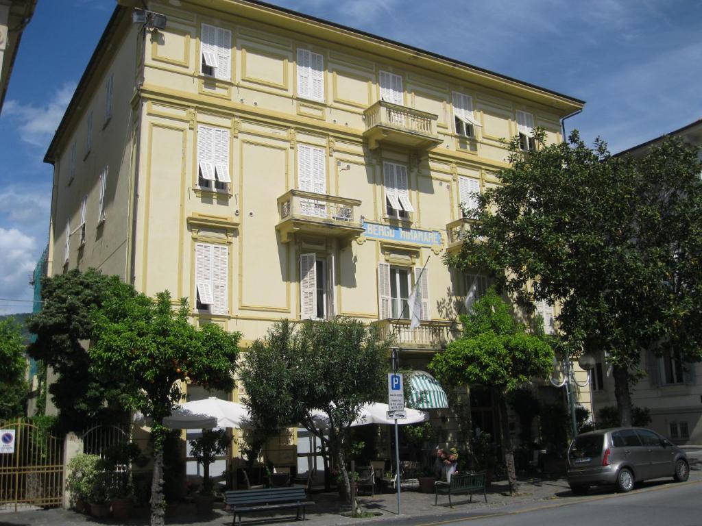 Hotel Miramare Lavagna Ngoại thất bức ảnh